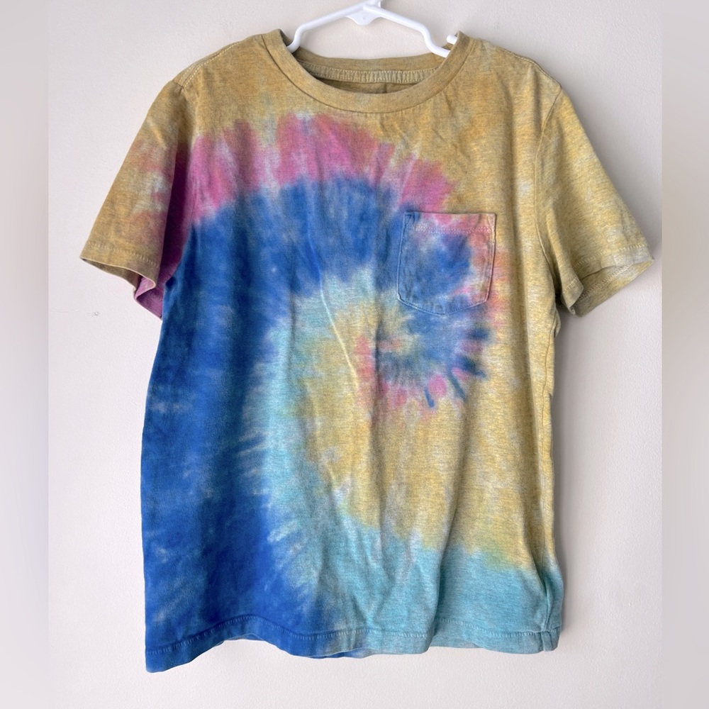 Gap Kids Pocket Tee Size Medium (8yrs)
